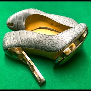 Christian Siriano Leather Pumps